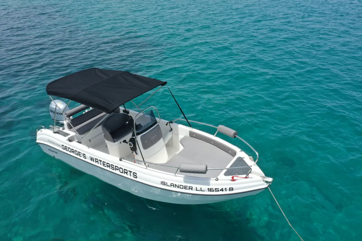 Islander – speedboat for hire in Latchi
