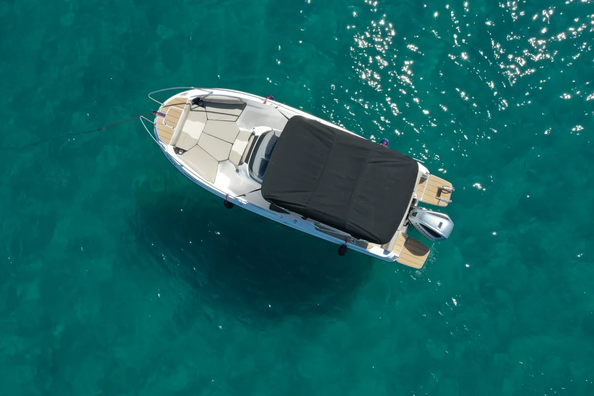 Mistral for hire in Latchi – photo 2